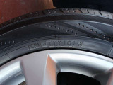 タイヤサイズは165/60R15になります☆