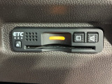 いまや快適なカーライフに欠かせないETCが付いています。