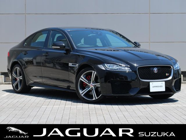 XF S 