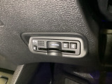 ハンドルの左下にETCがついています。高速道路の料金所の通過も楽々です。 カードの取り出しもしやすい場所についています。