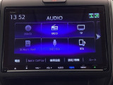 純正メモリーナビとバックカメラ付☆bluetoothオーディオでドライブも好きな音楽を聴いて楽しめます。TV視聴も可能です☆