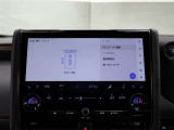 ETC2.0とは、道路沿いに設置されたITSスポットとETC2.0通信対応車載機との間の高速・大容量通信により、広範囲の渋滞・規制情報提供や安全運転支援など受けられる運転支援サービス