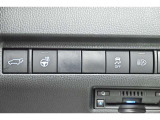 ハンドルヒーター付きです。冬場の強い味方です。あったら嬉しい装備ですね!