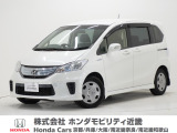 平成26年式、走行距離7.0万km。当店の営業時間は朝10時から18時、火・水定休です。