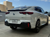 BMWのお車は、&ldquo;駆け抜ける歓び&rdquo;を体現しております。走行の安定性とコーナリングの良さを追求し、思い通りにハンドルの操作可能です。