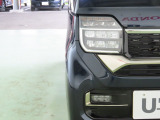 LEDヘッドライトは、点灯の瞬間から光量を発揮し、突然暗くなるトンネルなどでの安定感を高めます。