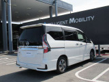 セレナ 1.2 e-POWER ハイウェイスターV 