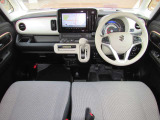 1年保証付(期間中走行距離無制限)全国の日産サービス工場にて保証が受けられるのでお出かけ時でも安心です★2年延長保証も有ります! 『ワイド保証プレミアム』 詳しくはスタッフまでお問い合わせ下さい!