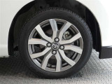 R5年式夏タイヤ175/55R15ダンロップ製です。