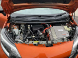e-POWERはエンジンを発電専用にしてエンジンの作動時間を短縮。さらに、ごくわずかな減速でも回生エネルギーがとれるよう設定して、あらゆる走りのシーンで優れた燃費性能を発揮します。
