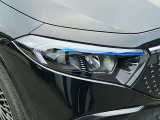 人間工学をもとに設計されたメルセデス・ベンツのシートは、柔らか過ぎず長距離のドライブでも疲れにくい構造になっております。車の運転で腰に負担を感じられる方は是非一度お試しください。