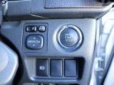プッシュスタート・ETC・ステアリングスイッチなど運転するうえで役立つ装備が充実しております♪