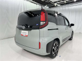 走りにこだわりながら収納力も持ち合わせたお車です。