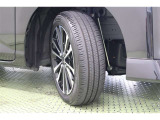 タイヤサイズ 175/55R15。