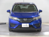 Hondaのデザインアイデンティティーの「ソリッド・ウイング・フェイス」を具現化しました。Hondaの象徴「H」マークを中心にフロントグリルからヘッドライトまでを1つのつながりとしてデザインしました。