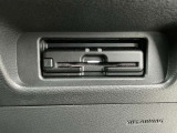 ETCはビルトインでスッキリと収まっています。