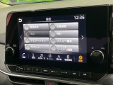 【純正9型ナビ】人気の純正ナビを装備。オーディオ機能も充実しており、Bluetooth接続すればお持ちのスマホやMP3プレイヤーの音楽を再生可能!毎日の運転がさらに楽しくなります!!