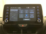 いまや必須装備「ナビゲーション」搭載!知らない場所にスイスイッとドライブ。もう、これなしではハンドルを握れませんね!でも運転中の操作は危険ですのでご注意ですね☆