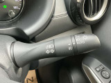 オートライトついてます。トンネルでいちいちスイッチ切り替えなくて良い感覚は使ってからしみじみ感じますよ。