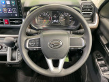 【ステアリングスイッチ】運転中、前方から目線をそらすことなく、オーディオ等の操作が可能な便利機能!安心&快適なドライブを演出してくれます♪