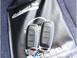 インテリジェントキー(運転席・助手席・作動確認機能付、キー2個)インテリジェントキーは、ポケットやカバンに鍵を入れたままのロック開閉ができます!