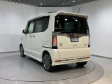 ご納車までの期間ですが、県内のお客様は2、3週間、県外のお客様は3、4週間ほどでご納車が可能となります。但し、お支払いや書類の状況によっては多少の前後もありますので、その際には何卒ご了承下さい。