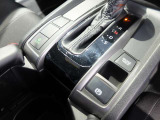 全車安心の&ldquo;整備費用込み&rdquo;プライスです。(別途費用は頂いておりません!)近畿運輸局長指定の整備工場にて車検整備・法定点検を実施。お客様に安心して乗っていただけるよう、ご納車の準備をいたします。