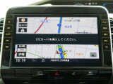 10インチの大画面で、見やすく使いやすく機能も充実♪日産純正メモリーナビ(MM520D-L)が付いてます!多彩なAVソースも魅力です♪お手持ちのスマホの音楽も楽しめるBluetoothオーディオにも対応♪♪