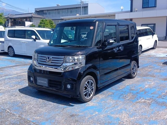 N-BOXカスタム G SSパッケージ 4WD 