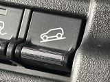 【ダウンヒルアシスト】急な坂道を下るときに自動でブレーキを制御、一定の低速度を保ちます。雪道や悪路など滑りやすい路面の下り坂でもタイヤがロックしないから安心!ハンドル操作に集中できます!