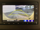 バックモニター付きで、車庫入れやバック時の後方確認をサポート。
