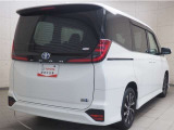 走りにこだわりながら収納力も持ち合わせたお車です。荷物を載せて軽快なドライブを楽しめますよ♪