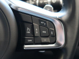 【全車速対応アダプティブクルーズコントロール】ミリ波レーダー+ステレオカメラ+赤外線により前方車輌を認識し、高速道路などの自動車専用道路や渋滞時などではドライバーの負担を大幅に軽減してくれます。