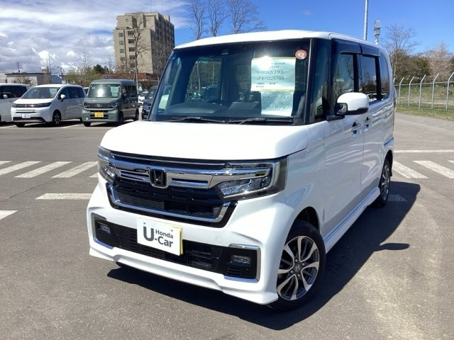 N-BOXカスタム L 4WD 