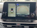 アラウンドビューモニターです☆車の前後左右にカメラがついており駐車時には上から車を見たような画面が見れますので、4方向の状況を確認することができる便利な機能です☆