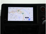 ディスプレイオーディオ8インチナビ装備!インパネ中央部のディスプレイに、オーディオ機能とスマホ連携機能を搭載!
