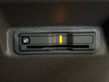 有料道路のレーン通過に便利なETC2.0車載器を装着しています。ご利用にはセットアップが必要となります。
