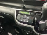 オートエアコンがついていますので、簡単操作で快適に過ごせます。希望の温度に自動調整してくれるのが便利です。