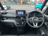 操作性の良い運転席周り。高級感も感じられます
