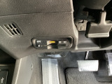 ビルトインタイプの【ETC】で見た目もスッキリ。高速道路の利用にとても便利です。