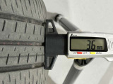 夏タイヤの残り溝は3.6mmです。スリップラインからは2.0mmとなっております。