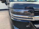 エンジンルームも綺麗に洗浄してから納車致します。普段あまり見ることが無い箇所だからこそ綺麗だと感動しますよね(*&acute;▽`*)