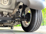 お車を安心してお乗りいただく為には、足回りの定期点検が欠かせません。サービスサポート(有償保証)では無料点検もご提供しており、安心のカーライフをお過ごしいただけるサポート体制が整っています。