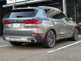 【BMWの伝統-2】時代を超える美しさ。磨き抜かれたエアロダイナミクスが瞳を奪う。一目で伝わるスポーティーなプロポーションは、BMWの走行性能を生み出すのに欠かせない要因の一つです。