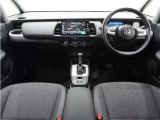 ◆視界広々で非常に運転しやすくロングドライブでも疲れを感じさせないすっきりとまとまったインパネ周りです。