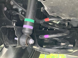 お車を安心してお乗りいただく為には、足回りの定期点検が欠かせません。サービスサポート(有償保証)では無料点検もご提供しており、安心のカーライフをお過ごしいただけるサポート体制が整っています。