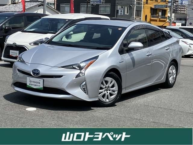 トヨタ プリウス 