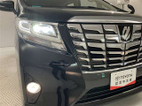 LEDヘッドランプが明るく夜道も安心です。