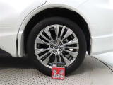 中古車の販売は原則として実車を見てからとさせて頂いております。是非見に来てください!