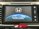 純正メモリーインターナビ付きです!CD・DVD再生、フルセグTV視聴、Bluetooth・ミュージックプレーヤー接続可能です!